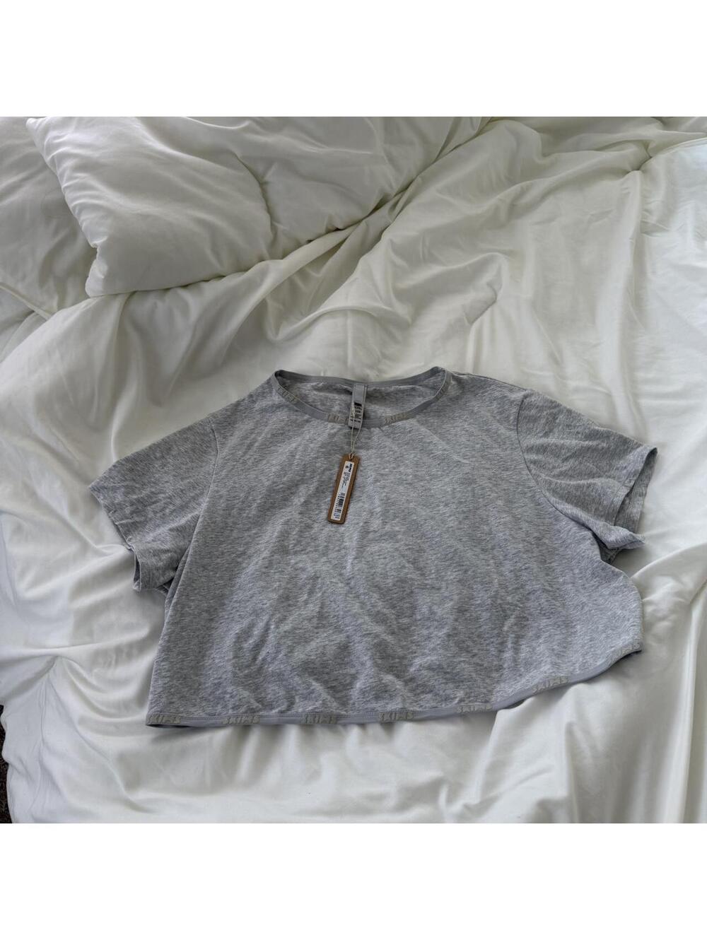 Skims cotton logo super cropped T-shirt NWT size 4X